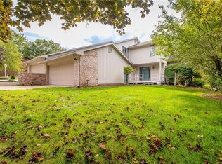 1224 Centerhill Sq NE, Canton, OH 44714