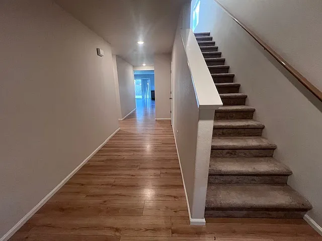 5 bed, 2631 sqft, $3,400 — Photo 3