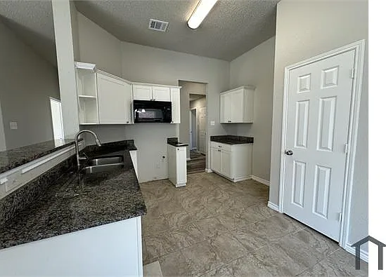414 Lemon Dr — Photo 12