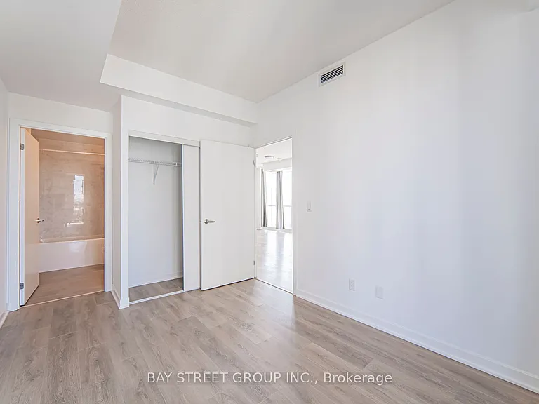 38 Forest Manor Rd #1709 — Photo 14