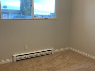 1910 1st St APT 2, Marysville, WA 98270