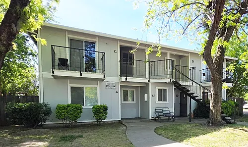 55 Mina Ave #D Photo 1