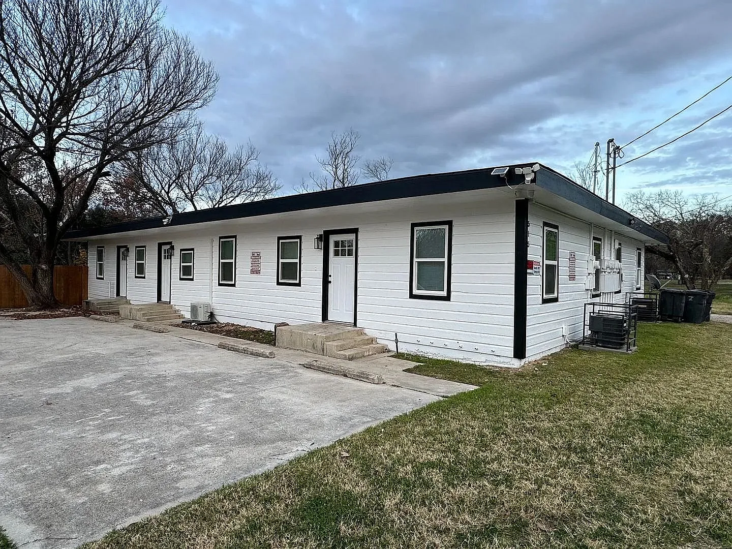 2 bed, 1.0 bath, 525 sqft, $795 — Photo 2