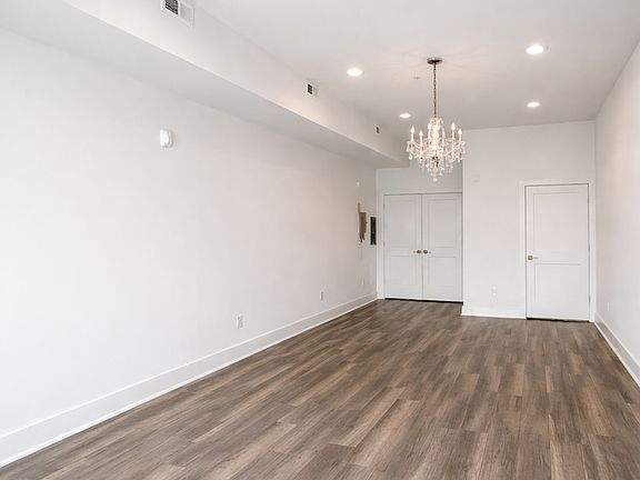 5th image of 2206 Ridge Ave #2208-C