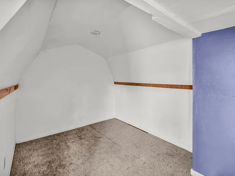 17575 Parrot Dr — Photo 19