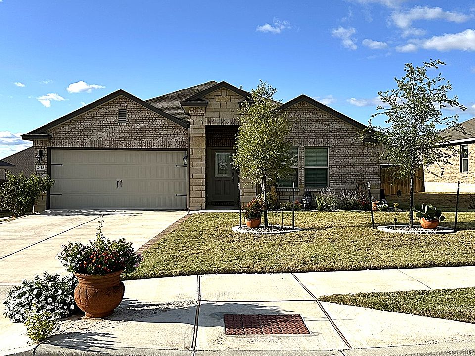 1st image of 2418 Corradino St