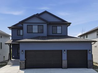 967 61st Ave W, West Fargo, ND 58078