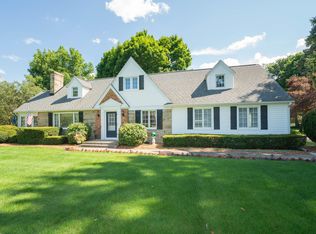 4615 Grand Prairie Rd, Kalamazoo, MI 49006