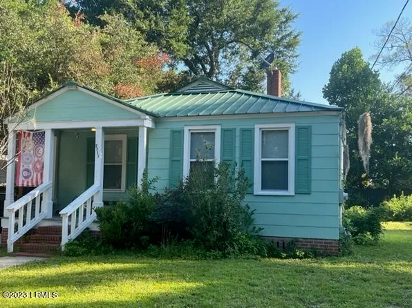 2711 Oaklawn St, Beaufort, SC 29902