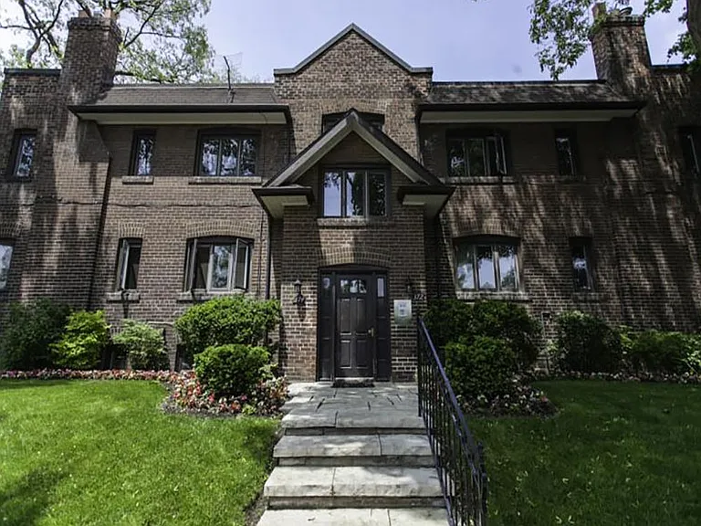 372 Davenport Rd #4 — Photo 2