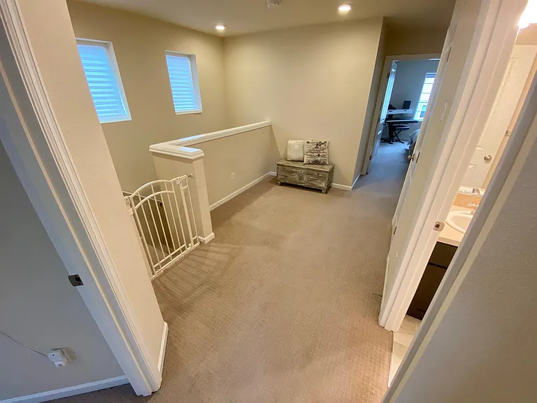 15985 NW French Ln — Photo 8