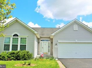 25 Niblick Ct, Martinsburg, WV 25405
