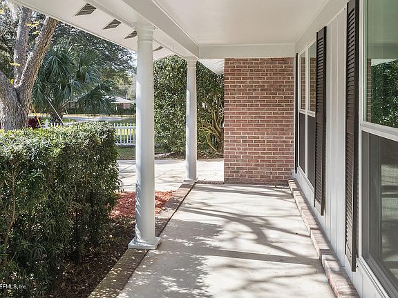 3rd image of 8229 Parkridge Cir N