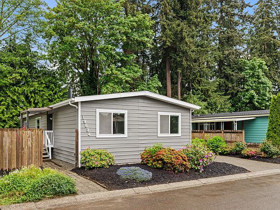 3rd image of 19604 129th Ave NE