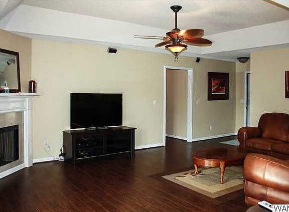 4th image of 10320 Sunlight Dr