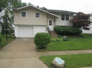 733 Yates Ave, Romeoville, IL 60446