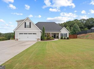 235 Willow Haven St SE, Calhoun, GA 30701