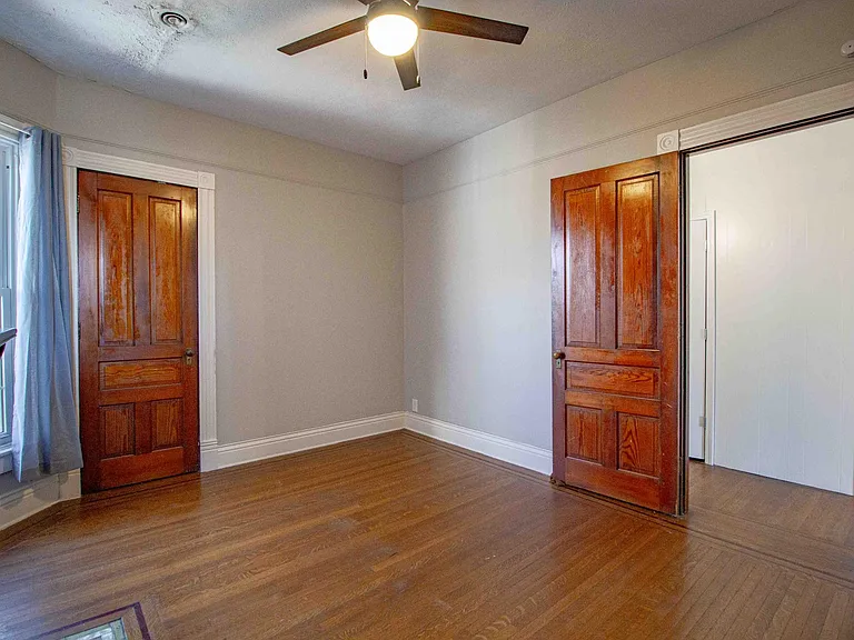 2709 S 3rd St — Photo 17