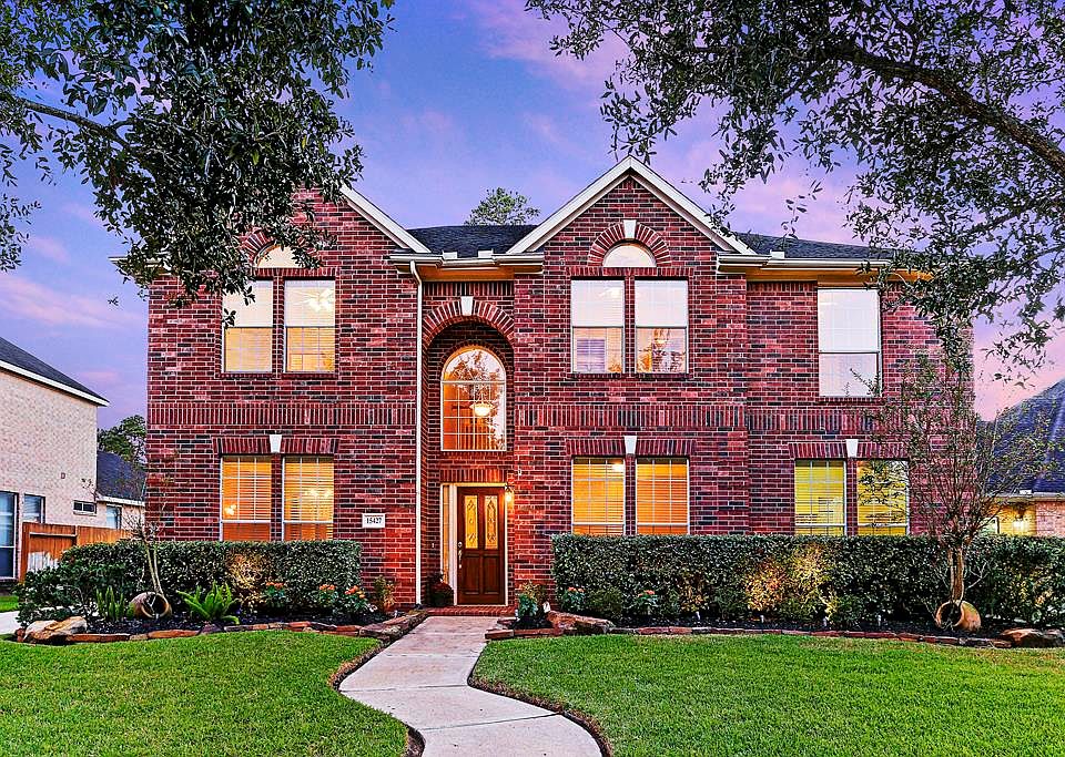 1st image of 15427 Stoneridge Park Ln