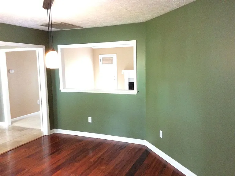 302 Jacqueline Dr — Photo 5