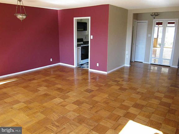 4th image of 5500 Friendship Blvd APT N1511