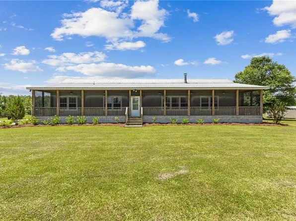 7149 Old Jefferson Hwy, Woodbine, GA 31569