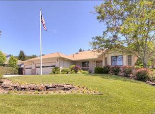 9494 Vinecrest Rd, Windsor, CA 95492