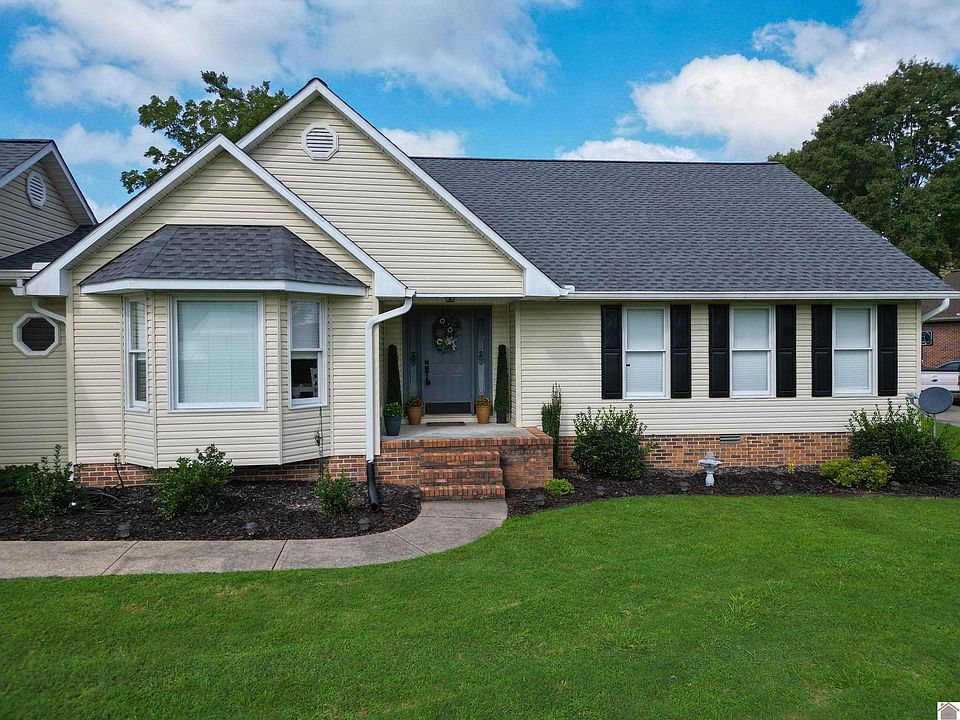 509 Pine St, Eddyville, KY 42038 Zillow