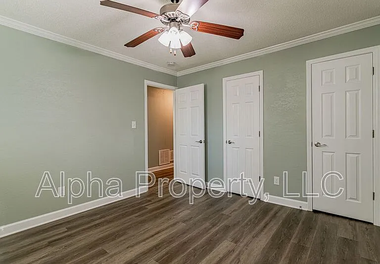 206 E Arlington Ave — Photo 17