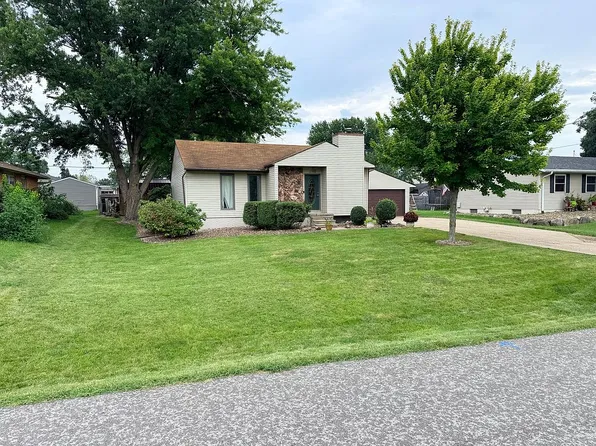 6703 NW 5th St, Des Moines, IA 50313