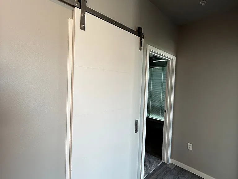 5th Street Lofts — Photo 90