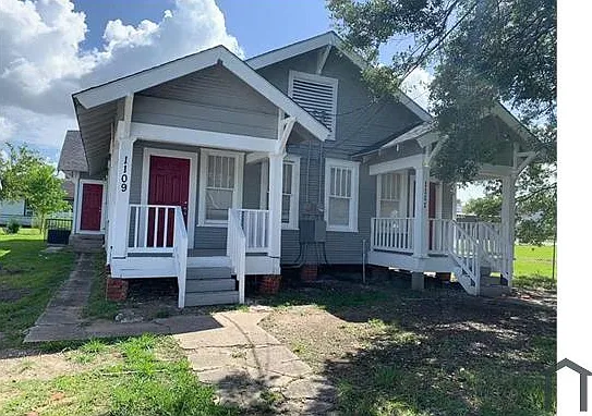 2 bed, 1012 sqft, $895 — Photo 1