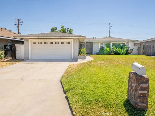 155 E Home St, Rialto, CA 92376