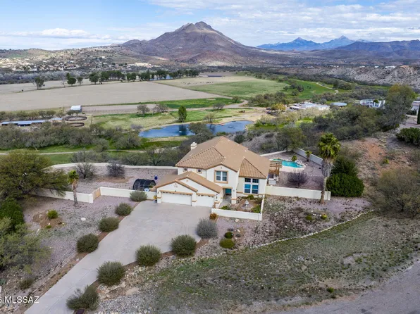 40 Kents Ave, Rio Rico, AZ 85648