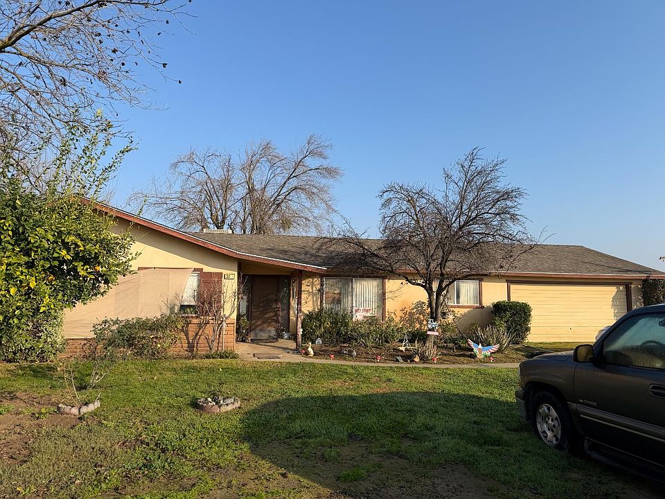 2nd image of 3497 Shaw Ave