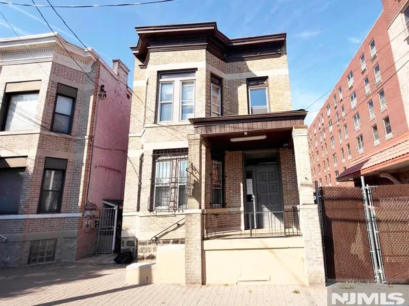 228 60th Street, West New York, NJ 07093