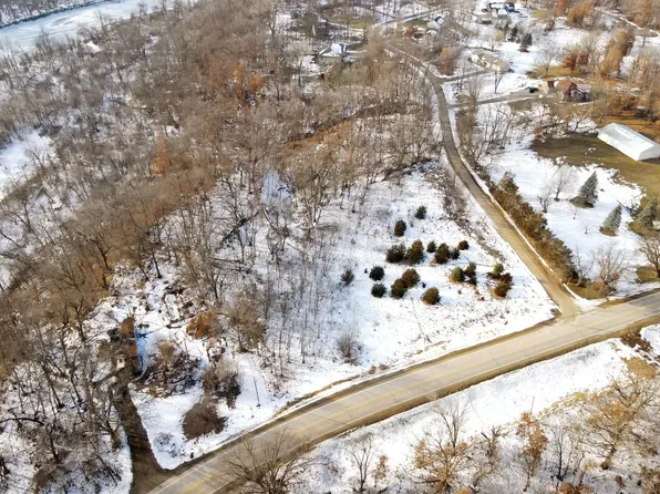 LOT Two Northeast St SE, Marshalltown, IA 50158