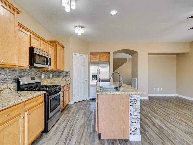 8944 Bandinella Ave — Photo 25