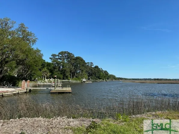 105 Newbridge Road, Savannah, GA 31404