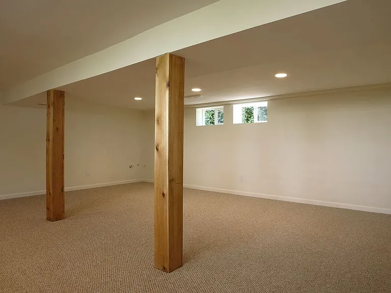 3303 NE 12th Ave — Photo 10