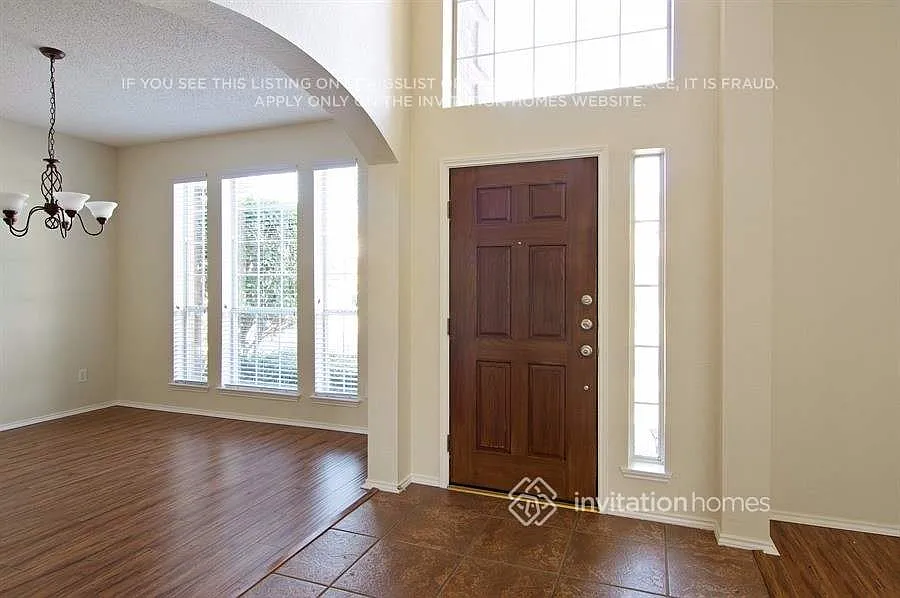 11135 Covey Ln Frisco, TX 75035 — Photo 2