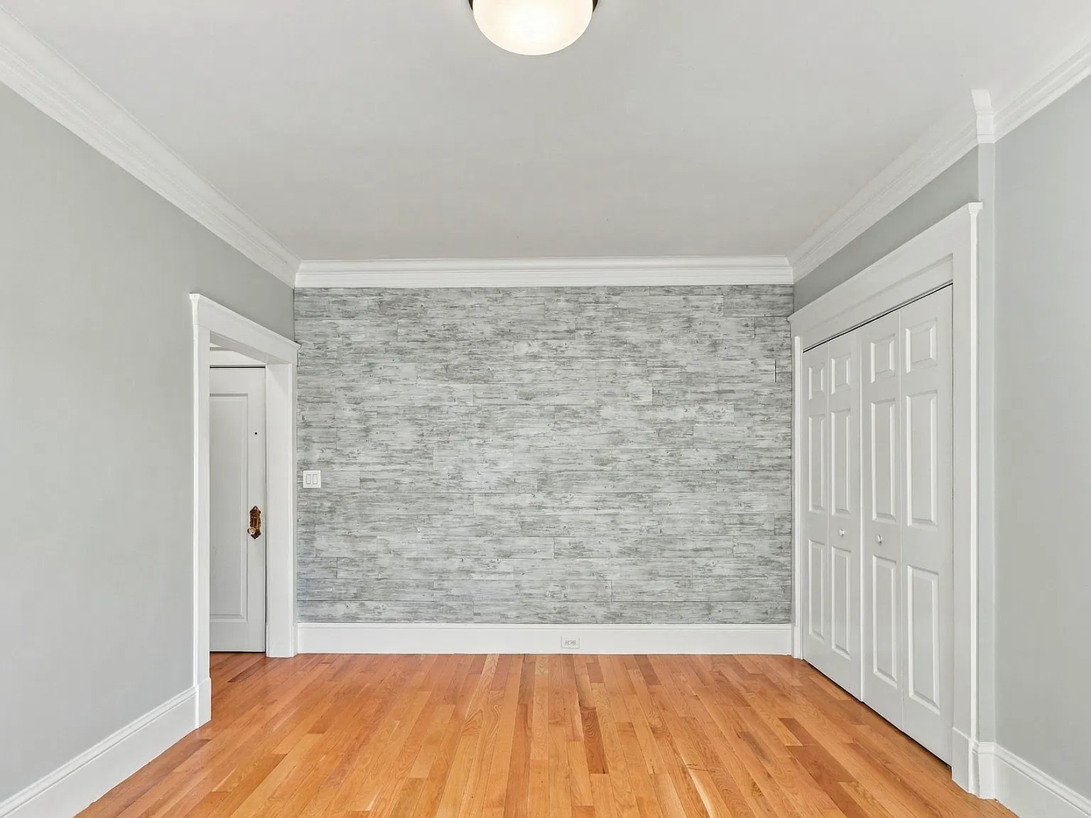 Studio, $2,595 — Photo 2