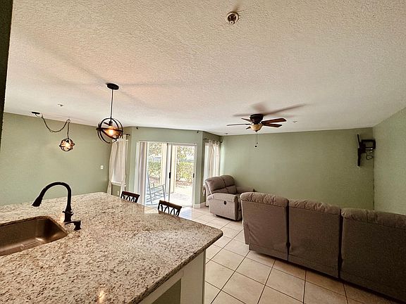 5th image of 7200 Westpointe Blvd APT 1516