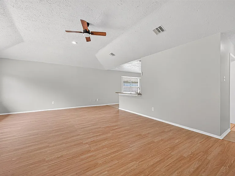 2310 Woodwind Dr — Photo 9