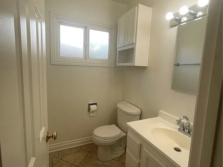 622 Indianapolis Ave — Photo 5