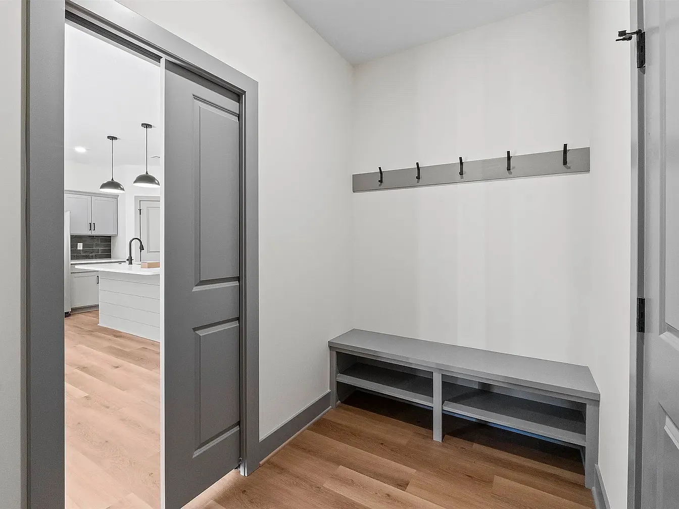3 bed, $1,625 — Photo 4