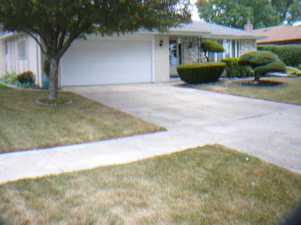 1st image of 7700 Palm Dr