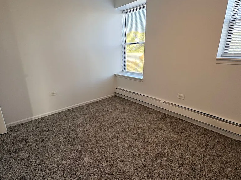 5000 W Madison St — Photo 12