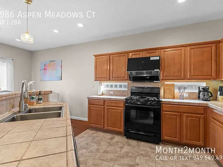 9986 Aspen Meadows Ct — Photo 9