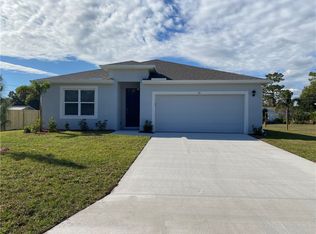 111 Cardinal Dr, Sebastian, FL 32958